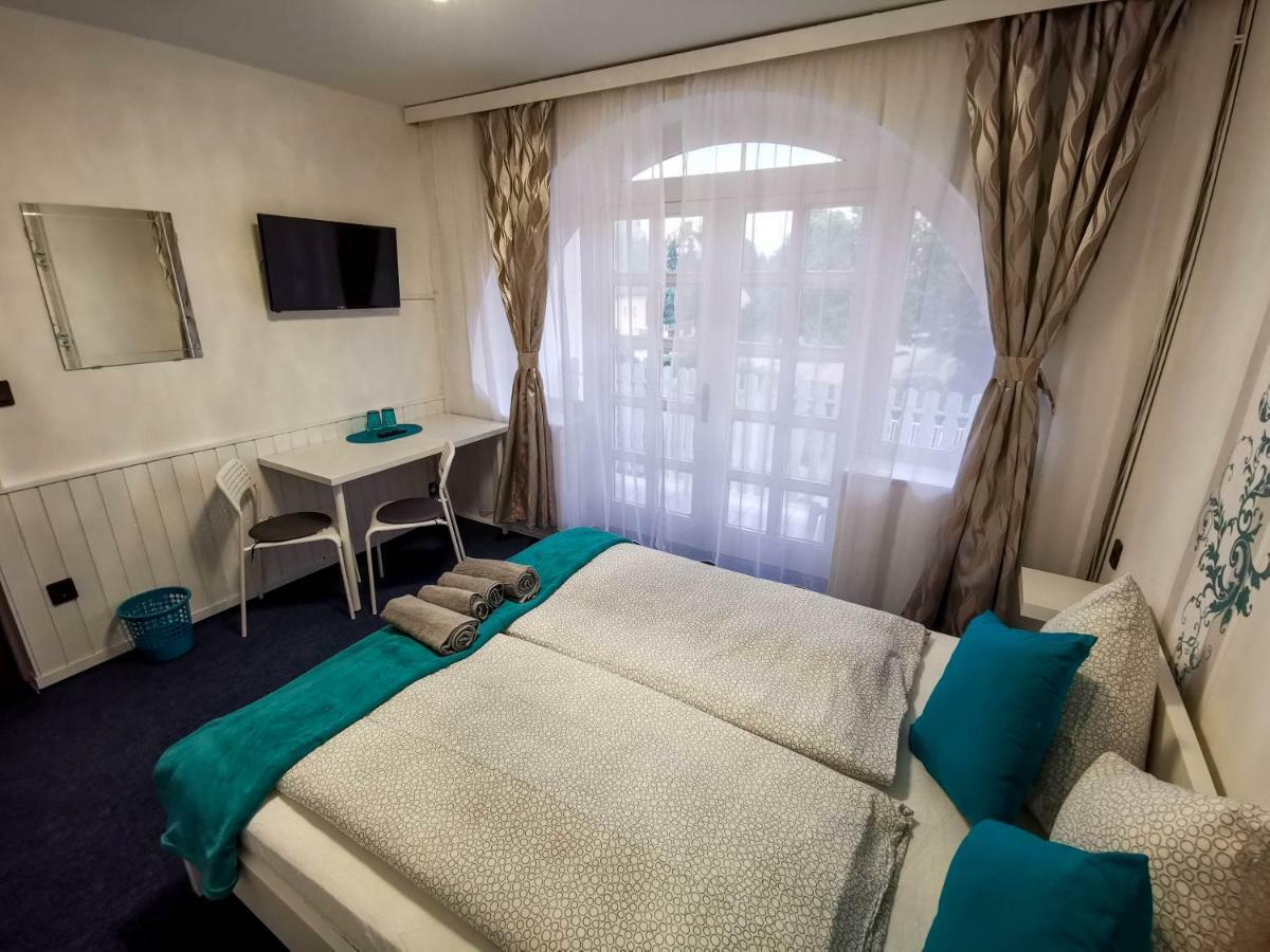 Balcsi Villa 巴拉顿菲赖德 外观 照片